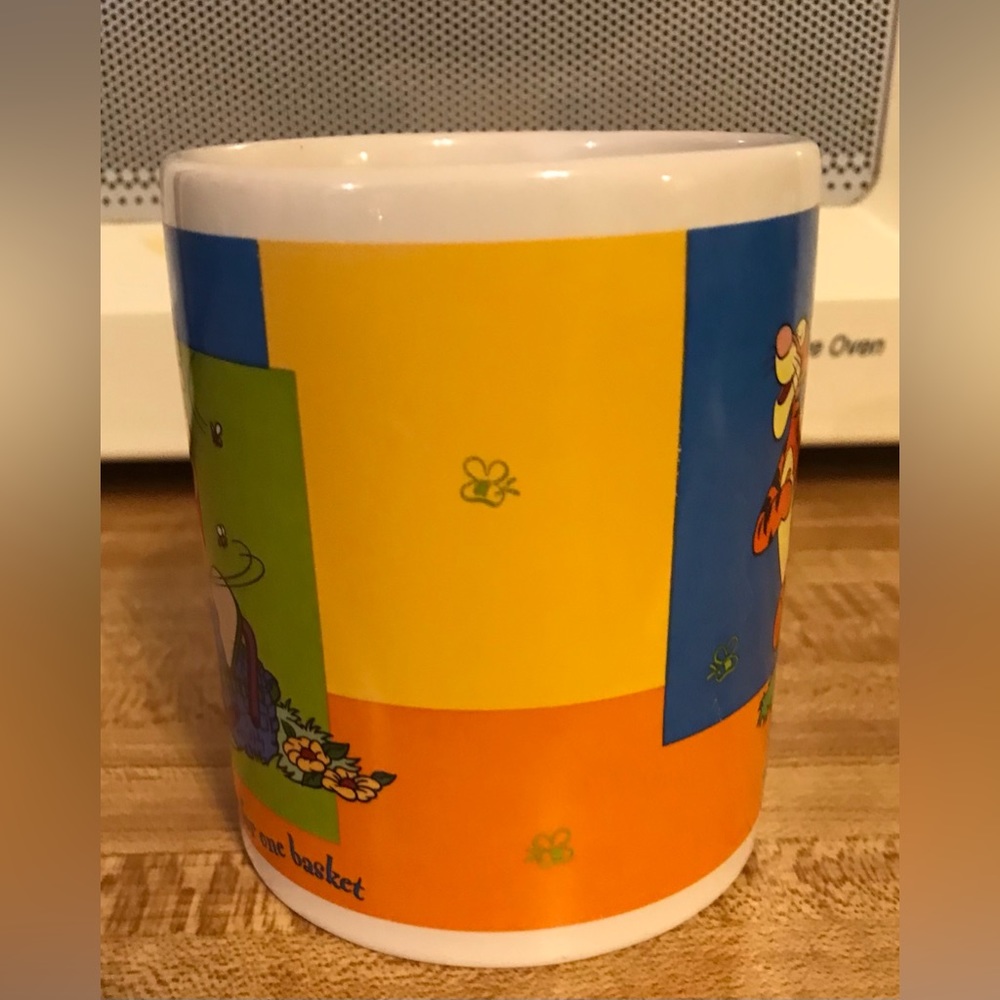 Coffee Cup Mug Disney Winnie the Pooh Too Much Appetite For One Basket-all$12.0 - Picture 2 of 7